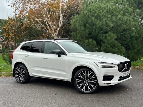 Volvo XC60 2.0 B5 MHEV R-Design Pro Auto AWD Euro 6 (s/s) 5dr 30