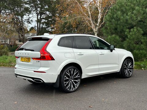 Volvo XC60 2.0 B5 MHEV R-Design Pro Auto AWD Euro 6 (s/s) 5dr 41