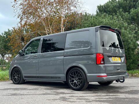 Volkswagen Transporter 2.0 BiTDI T32 Sportline Black Edition Kombi DSG FWD SWB Euro 6 (s/s) 5dr 2