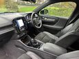 Volvo XC40 2.0 B4 MHEV R-Design Pro Auto Euro 6 (s/s) 5dr 33