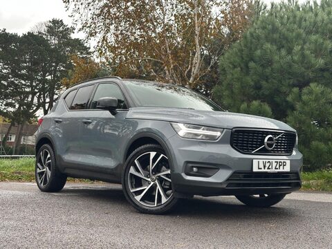 Volvo XC40 2.0 B4 MHEV R-Design Pro Auto Euro 6 (s/s) 5dr 1