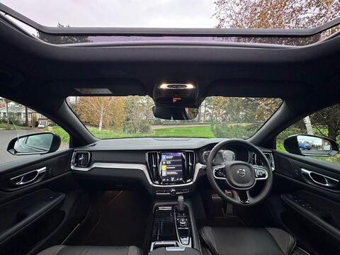 Volvo V60 2.0h T6 Recharge 11.6kWh R-Design Auto AWD Euro 6 (s/s) 5dr 3