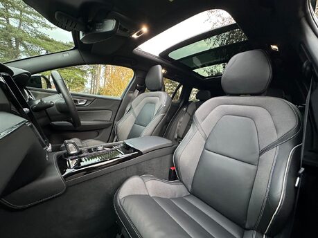 Volvo V60 2.0h T6 Recharge 11.6kWh R-Design Auto AWD Euro 6 (s/s) 5dr 