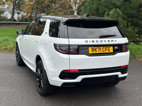 Land Rover Discovery Sport 1.5 P300e 12.2kWh R-Dynamic HSE Auto 4WD Euro 6 (s/s) 5dr 17