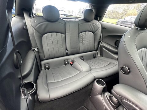 Mini Hatch 2.0 John Cooper Works Euro 6 (s/s) 3dr 6