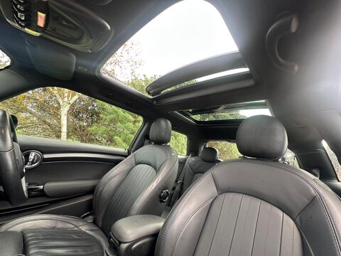 Mini Hatch 2.0 John Cooper Works Euro 6 (s/s) 3dr 32