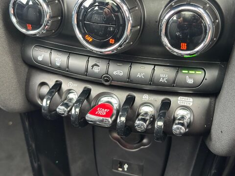 Mini Hatch 2.0 John Cooper Works Euro 6 (s/s) 3dr 27