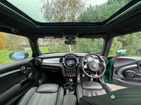 Mini Hatch 2.0 John Cooper Works Euro 6 (s/s) 3dr 3