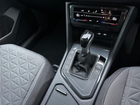 Volkswagen Tiguan 1.4 TSI 13kWh Life DSG Euro 6 (s/s) 5dr 17