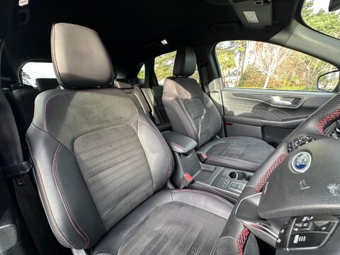 Ford Kuga 2.5 EcoBoost Duratec 14.4kWh ST-Line CVT Euro 6 (s/s) 5dr 4