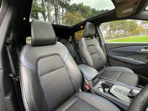 Nissan Qashqai 1.3 DIG-T MHEV Tekna XTRON Euro 6 (s/s) 5dr 26