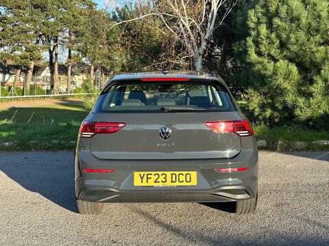 Volkswagen Golf 1.5 TSI Life Euro 6 (s/s) 5dr 12