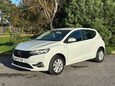 Dacia Sandero 1.0 TCe Comfort Euro 6 (s/s) 5dr 23