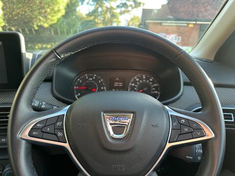 Dacia Sandero 1.0 TCe Comfort Euro 6 (s/s) 5dr 17