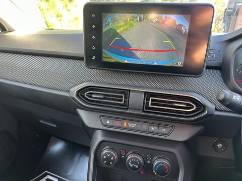 Dacia Sandero 1.0 TCe Comfort Euro 6 (s/s) 5dr 18