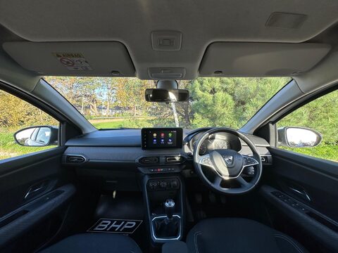 Dacia Sandero 1.0 TCe Comfort Euro 6 (s/s) 5dr 3
