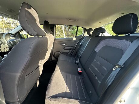 Dacia Sandero 1.0 TCe Comfort Euro 6 (s/s) 5dr 