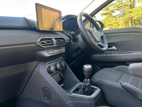 Dacia Sandero 1.0 TCe Comfort Euro 6 (s/s) 5dr 24