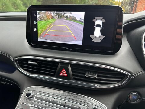 Hyundai SANTA FE 1.6 h T-GDi Premium Auto Euro 6 (s/s) 5dr 22