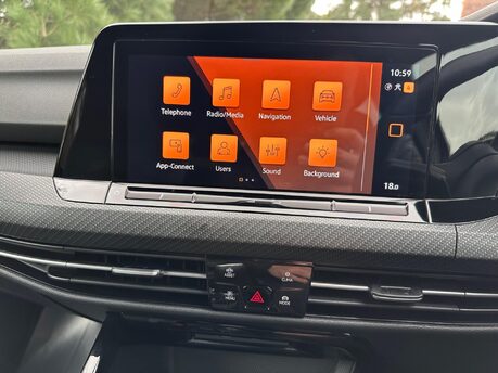 Volkswagen Golf 1.5 TSI R-Line Euro 6 (s/s) 5dr 