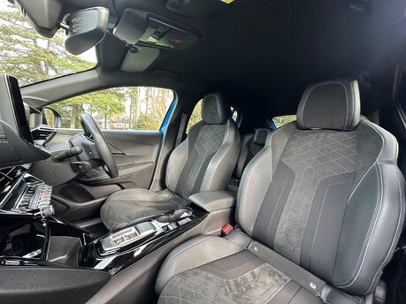Peugeot 208 50kWh GT Premium Auto 5dr (7kW Charger) 