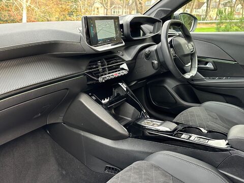 Peugeot 208 50kWh GT Premium Auto 5dr (7kW Charger) 25