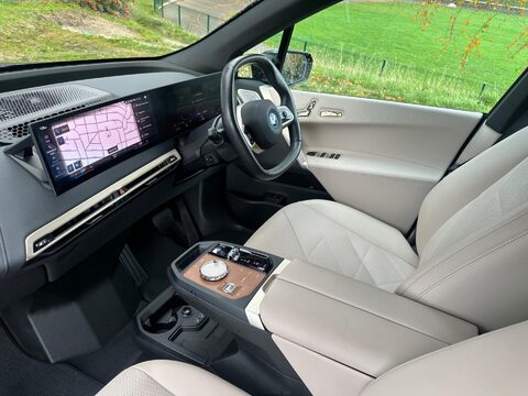 BMW Ix 50 111.5kWh M Sport Auto xDrive 5dr 47
