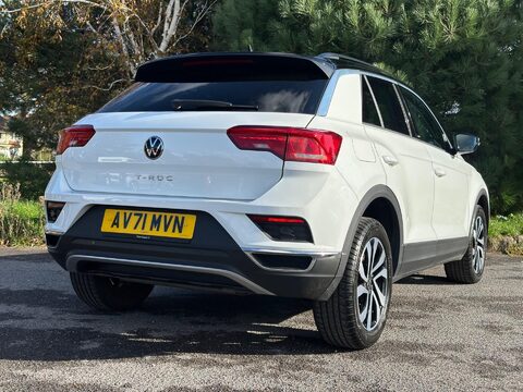 Volkswagen T-Roc 1.5 TSI EVO Active DSG Euro 6 (s/s) 5dr 24