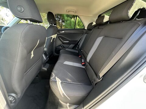 Volkswagen T-Roc 1.5 TSI EVO Active DSG Euro 6 (s/s) 5dr 7