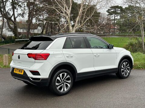 Volkswagen T-Roc 1.5 TSI EVO Active DSG Euro 6 (s/s) 5dr 30