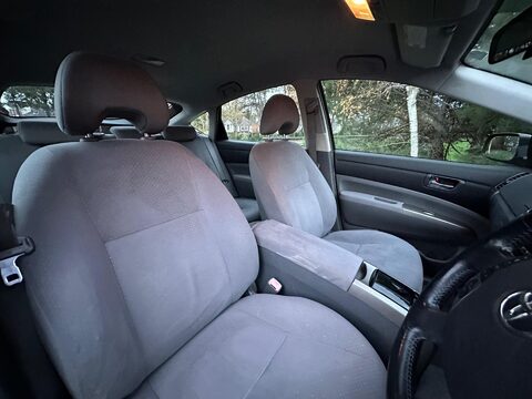 Toyota Prius 1.5 T Spirit CVT 5dr 20