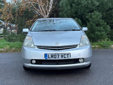 Toyota Prius 1.5 T Spirit CVT 5dr 23