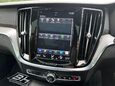 Volvo V60 2.0 D4 R-Design Auto Euro 6 (s/s) 5dr 24