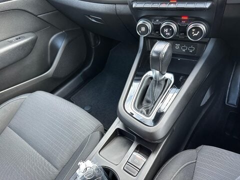 Renault Arkana 1.6 E-TECH Iconic Auto 2WD Euro 6 (s/s) 5dr 17