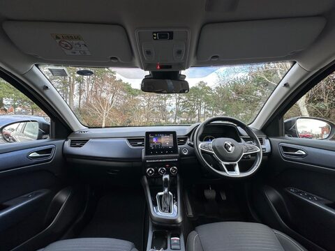 Renault Arkana 1.6 E-TECH Iconic Auto 2WD Euro 6 (s/s) 5dr 3