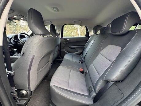 Renault Arkana 1.6 E-TECH Iconic Auto 2WD Euro 6 (s/s) 5dr 