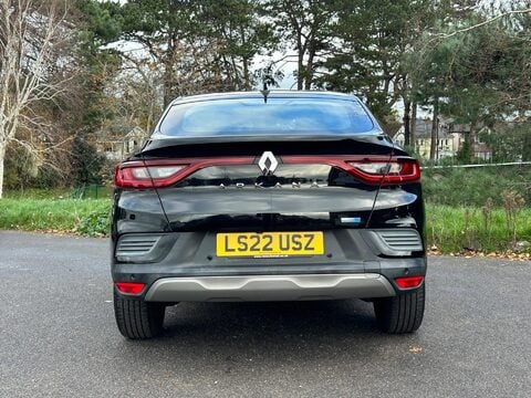 Renault Arkana 1.6 E-TECH Iconic Auto 2WD Euro 6 (s/s) 5dr 29