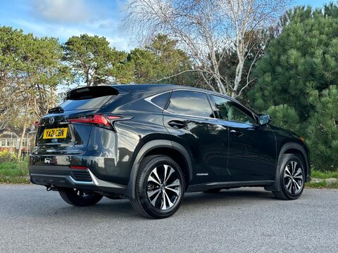 Lexus NX 2.5 300h GPF E-CVT 4WD Euro 6 (s/s) 5dr 15