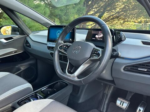 Volkswagen ID.3 Pro 58kWh Family Auto 5dr 5
