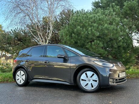 Volkswagen ID.3 Pro 58kWh Family Auto 5dr