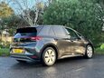 Volkswagen ID.3 Pro 58kWh Family Auto 5dr 16