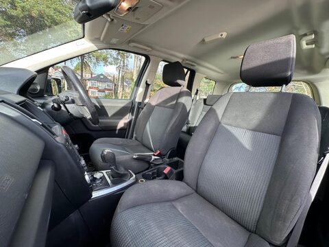 Land Rover Freelander 2 2.2 TD4 GS Auto 4WD Euro 4 5dr 4