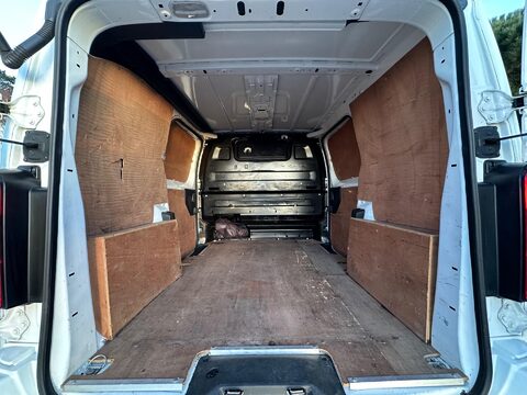 Peugeot Expert 2.0 BlueHDi 1400 Professional Plus Compact Panel Van SWB Euro 6 (s/s) 6dr 31