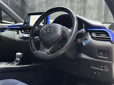 Toyota C-HR 1.8 VVT-h Dynamic CVT Euro 6 (s/s) 5dr 5