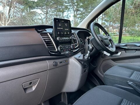 Ford Transit Custom 2.0 300 EcoBlue Limited L2 H1 Euro 6 5dr 17