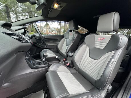 Ford Fiesta 1.6T EcoBoost ST-3 Euro 5 (s/s) 3dr 