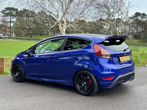 Ford Fiesta 1.6T EcoBoost ST-3 Euro 5 (s/s) 3dr 28