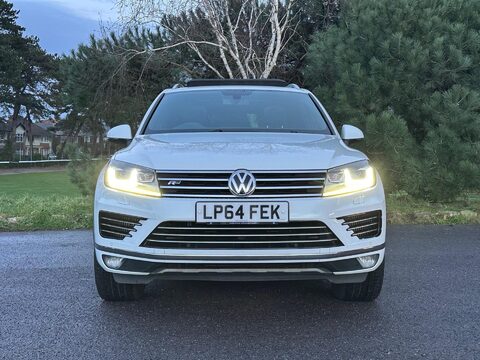 Volkswagen Touareg 3.0 TDI V6 BlueMotion Tech R-Line Tiptronic 4WD Euro 6 (s/s) 5dr 27