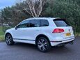 Volkswagen Touareg 3.0 TDI V6 BlueMotion Tech R-Line Tiptronic 4WD Euro 6 (s/s) 5dr 30