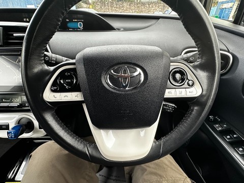 Toyota Prius VVT-I BUSINESS EDITION PLUS 13